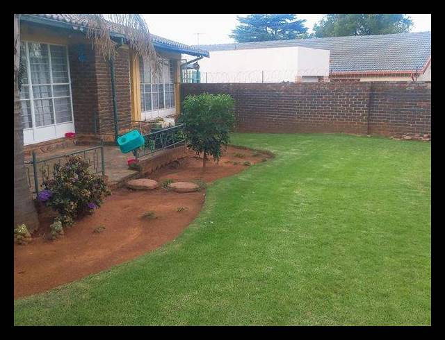 3 BEDROOM HOUSE FOR SALE IN BIRCHLEIGH